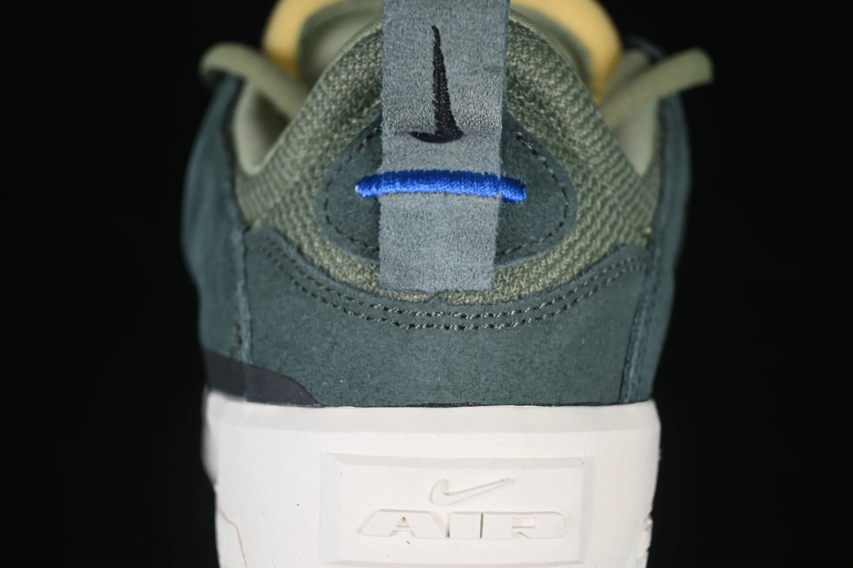 All categories Nk SB Dunk series Nk SB Dunk Low low-top sneakers Nk SB Day One Nike low-top casual sneakers FN4210-300